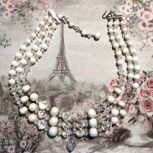 Vintage 3 STRAND Bead NECKLACE White And Clear Beads